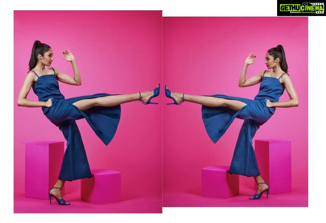 Sunder Ramu Instagram - Shot for @khhouseofkhaddar spring-summer 22-23 look book. @amritha.ram Muse - @krithikababu #khadi #fashion #lookbook #campaign #model #modelling #design #designer