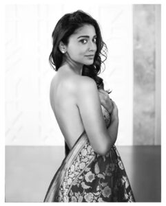 Sunder Ramu Instagram - @shriya_saran1109 
#sunderphotography
@sunderramu