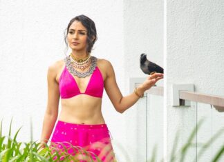 Sunder Ramu Instagram - Even the crows like to get closer to the stars 😋 Posted @withrepost • @she_india Music to movies and everything glitz & glam, Andrea Jeremiah ( @therealandreajeremiah ) gets candid in festive issue of She India ( @she_india ) . . Actress: Andrea Jeremiah | @therealandreajeremiah Magazine: She India (Eng) | @she_india Founder : Manikandan | @its.manikandan Photography: Sunder Ramu | @soondah_wamu Outfit & Styling : Chaitanya Rao | @chaitanyarao_official Jewellery : Ms Pink Panther | @mspinkpantherjewel MUA: Prakruthi Ananth | @prakatwork Hair Do : Sharmila | @sharmilahairstylist Digital Partner : Go Stay Digital | @gostaydigital Location Courtesy : Sheraton Grand Chennai Resort & Spa | @sheratonchennai Artist management- @btosproduction @eat.travel.burp . #sheindia #she #andreajeremiah #andrea #beauty #music #love #fashion #happy #diwali #2022