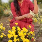 Sunitha Upadrashta Instagram - Ma perati “Chamanthi”