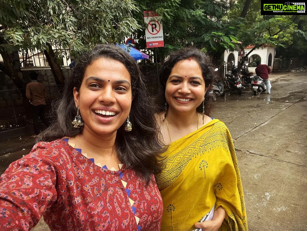 Sunitha Upadrashta Instagram - KUNDAVAI and NANDINI for PS1 ππ½ππ½ A proud moment for me to listen to my voice alongside @upadrastasunitha Garuβs voice on the big screen!! @ponniyinselvan_movie Stay tuned for PS2 !!