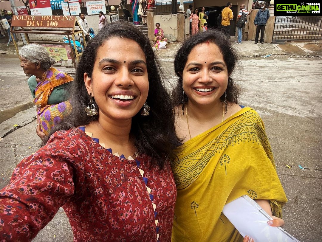 Sunitha Upadrashta Instagram - KUNDAVAI and NANDINI for PS1 ππ½ππ½ A proud moment for me to listen to my voice alongside @upadrastasunitha Garuβs voice on the big screen!! @ponniyinselvan_movie Stay tuned for PS2 !!