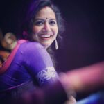 Sunitha Upadrashta Instagram - All smiles at “Paadutha thiyaga” sets. Kids and their singing making me more happy. Thank you @agtraju for the pics..