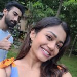 Sunitha Upadrashta Instagram – Few memories from #raayabaramai shoot.. Special thanks to @joinprakashraj garu for your wonderful hospitality. My entire team felt honoured meeting you at the location. Had great fun shooting this wonderful one min song #1minmusic #raayabaramai thanks @sreechaitzz for the wonderful pics❤️ Life At Prakasham