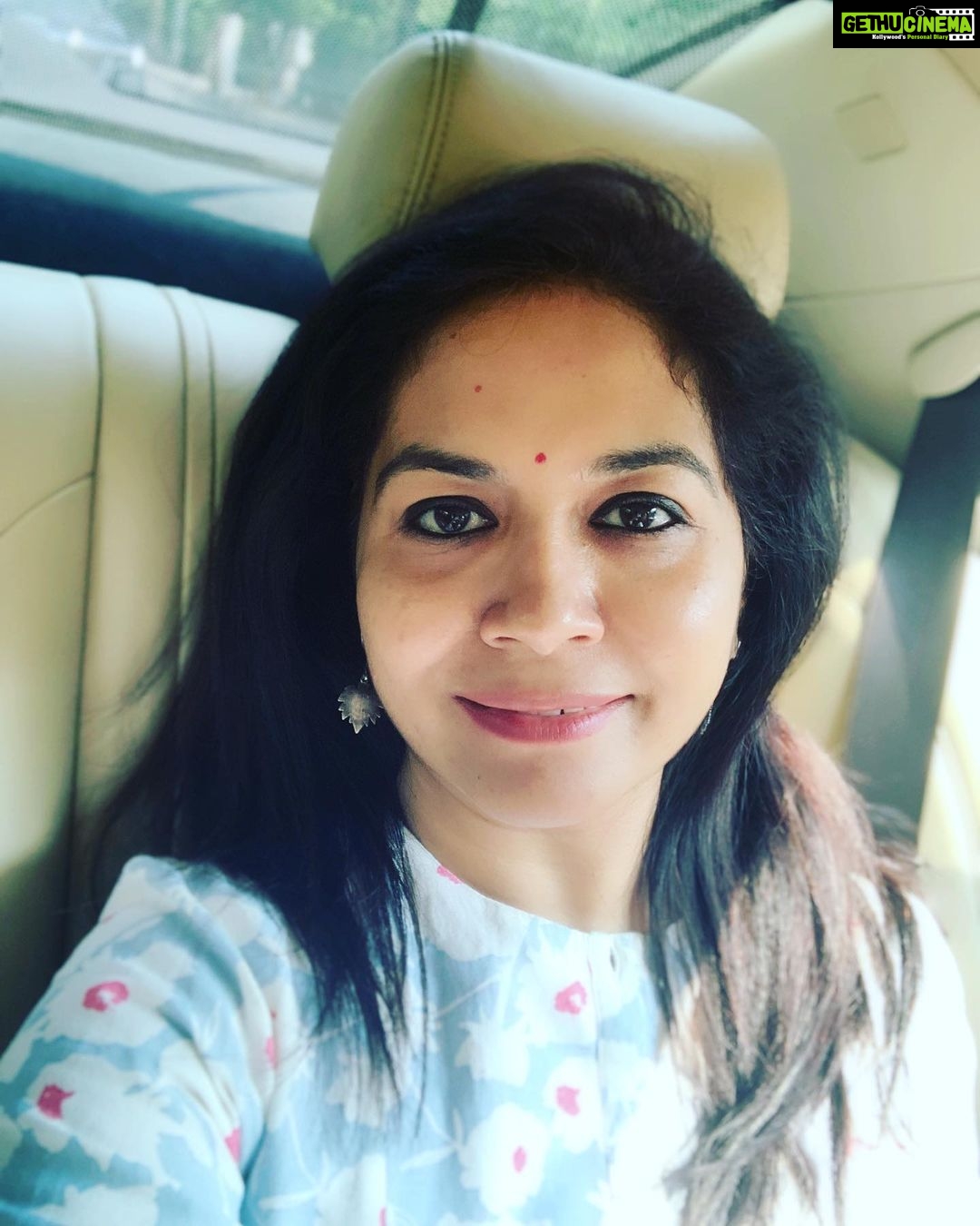 Sunitha Upadrashta Instagram - Hi all.. it’s been a while. Hope all good!!