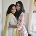 Sunitha Upadrashta Instagram - With the birthday girl🤗❤️