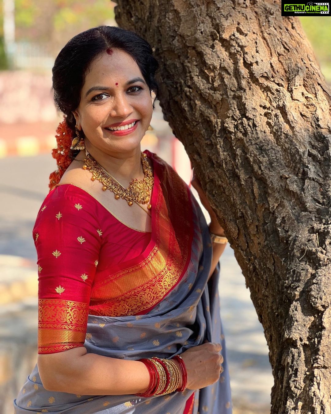 Sunitha Upadrashta Instagram - When your bestie captures your best look, it will be the best moment😍 Thank you @annapurnatalluri 🤗❤️