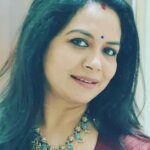 Sunitha Upadrashta Instagram - In the meantime .... Mirror selfies😀😀