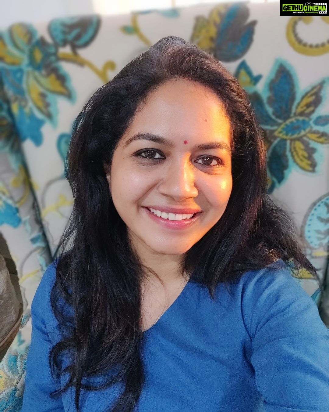 Sunitha Upadrashta Instagram - That golden ray 💛