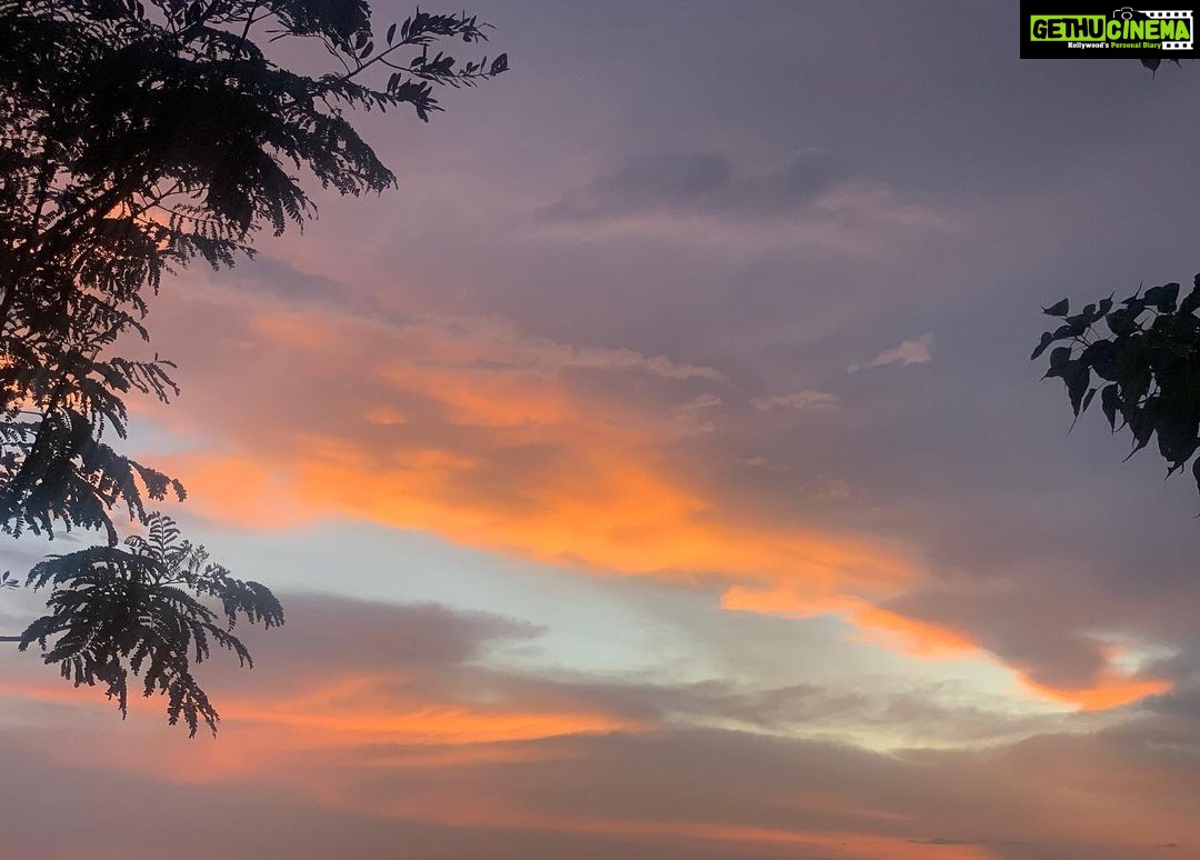 Sunitha Upadrashta Instagram - The sunset in all its resplendent glory ❤️