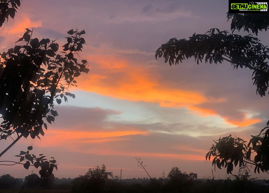 Sunitha Upadrashta Instagram - The sunset in all its resplendent glory ❤️