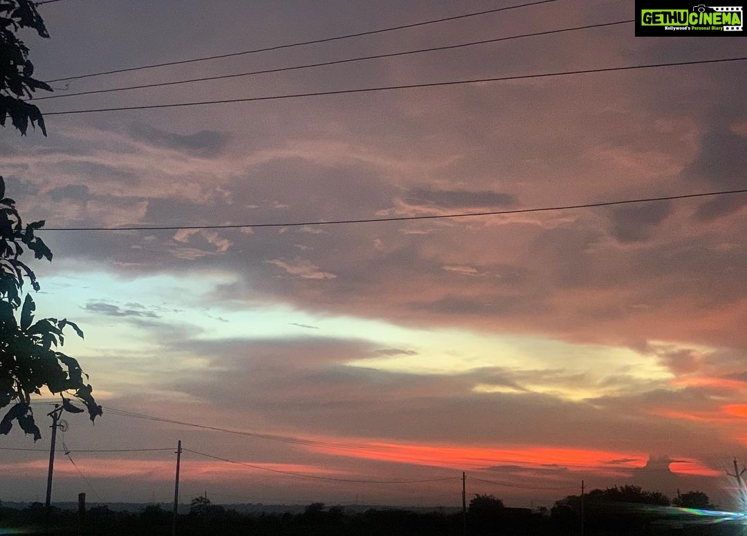 Sunitha Upadrashta Instagram - The sunset in all its resplendent glory ❤️