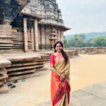Sunitha Upadrashta Instagram – Ramappa temple is one of the oldest temples built by the Kakathiya’s. Amazing architecture and divine vibes made this day memorable. Om Namah Shivaya🙏🏻