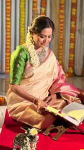 Sunitha Upadrashta Instagram - Navaratri special songs are coming up.. stay tuned.