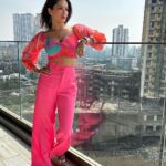 Sunny Leone Instagram - Pinky kinda day! Top by @trazenie Jewelleries by @everlasting.in Styled by @hitendrakapopara Fashion Team @tanyakalraaa @sarinabudathoki Make up by @starstruckbysl