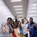 Sunny Leone Instagram – Team shenanigans 😂😂😂
.
.
@jeetihairtstylist @sunnyrajani @hitendrakapopara @tanyakalraaa @imraj_gupta @kin_vanity