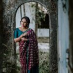 Surabhi Lakshmi Instagram - Follow your heart, Follow your dreams... Wishing you a happy week❤️✨ #mondaymood #mondaymotivation Costume : @silk_mandir MUA : @rejishaeveryouth Camera : @mr__s_r_p__ @_im_gokul_haridas_ @amal__dev_