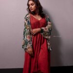 Surabhi Lakshmi Instagram - Photography : @arun_payyadimeethal Wardrobe consultant : @arjun_vasudevs MUH: @shareefa_makeover Wearing : @feather_calicut by @Minhaj_neroth @riaaz._