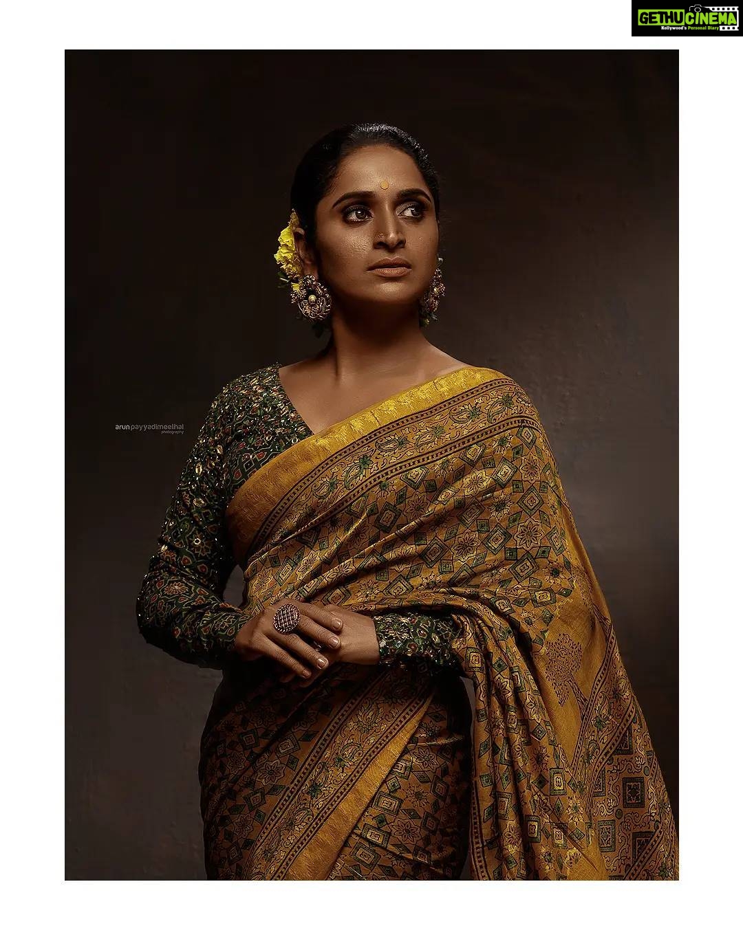Surabhi Lakshmi Instagram - I am wearing the sunshine today, . . . yellow can make even the darkest of days filled with sunshine! Photography - @arun_payyadimeethal Costume - @klumbyprajinajaanaki Jewellery - @minar_fashion_jewellery @aadhi.i__ Styled by @prajinajaanaki Studio - @shadowfx2021 Makeup - @nashash_makeover Assisted by @pheonix_flamzzzz_ . . . . . . . . . . . . #sareelove #keralaactress #sareedraping #ethnicwear #fashion #photoshoot #keralaphotogallery #model