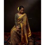 Surabhi Lakshmi Instagram - The beauty you see in me, is a reflection of you~ Rumi. Photography - @arun_payyadimeethal Costume - @klumbyprajinajaanaki Jewellery - @minar_fashion_jewellery @aadhi.i__ Styled by @prajinajaanaki Studio - @shadowfx2021 Makeup - @nashash_makeover Assisted by @pheonix_flamzzzz_ . . . . . . . . . . . . #sareelove #keralaactress #sareedraping #ethnicwear #fashion #photoshoot #keralaphotogallery #model