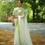 Surabhi Lakshmi Instagram – The perfect matching accessory for a saree is not the jewelry but your smile.
Photographer: @insta.aks
Makeup: @amal_ajithkumar
Costumes: @prakrithi_by_ramya
.
.
.
.
.
.
.
.
.
.
.
.
#sareelove #keralaactress #sareedraping #ethnicwear #fashion #photoshoot #keralaphotogallery #model