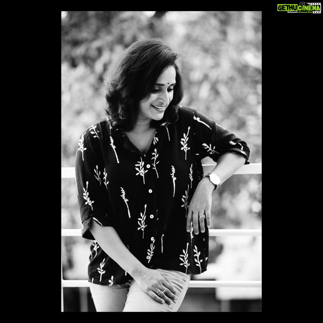 Surabhi Lakshmi Instagram - Colour is everything ,but black and white is more.