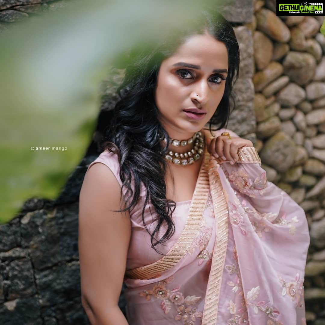 Surabhi Lakshmi Instagram - ππ ππππ ππππ πππ ππ π ππππ ππ ππππππ’,πππ ππππβπ ππππππ’ πππππππ π²πππππ @ameer_mango π²πππππ ππππππππ @arjunsreehari πΌπππππ @amal_ajithkumar πππππ @silk_mandir π±πππππ @tashidesignerstudio πΉππ ππππππ’ @amour_jewellery_collections πππππππ ππππππ ππ @arambresorts πππ πππ ππππ£πππ ππππππππ Aramb Boutique Resort