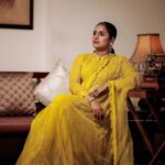 Surabhi Lakshmi Instagram - In the midst of searching outside, don't miss the beautiful sunshine gleaming inside you 💛 PC : @liju_l_j, @lj_fashion_photography, @ljweddingmovies Assistant ; @mr_vipinrajagopal Costume; @kahani_storiesinthread Make-Up; @jo_makeup_artist Style Consultant; @arjun_vasudevs #MondayMood #MondayMotivation #Mondayvibes