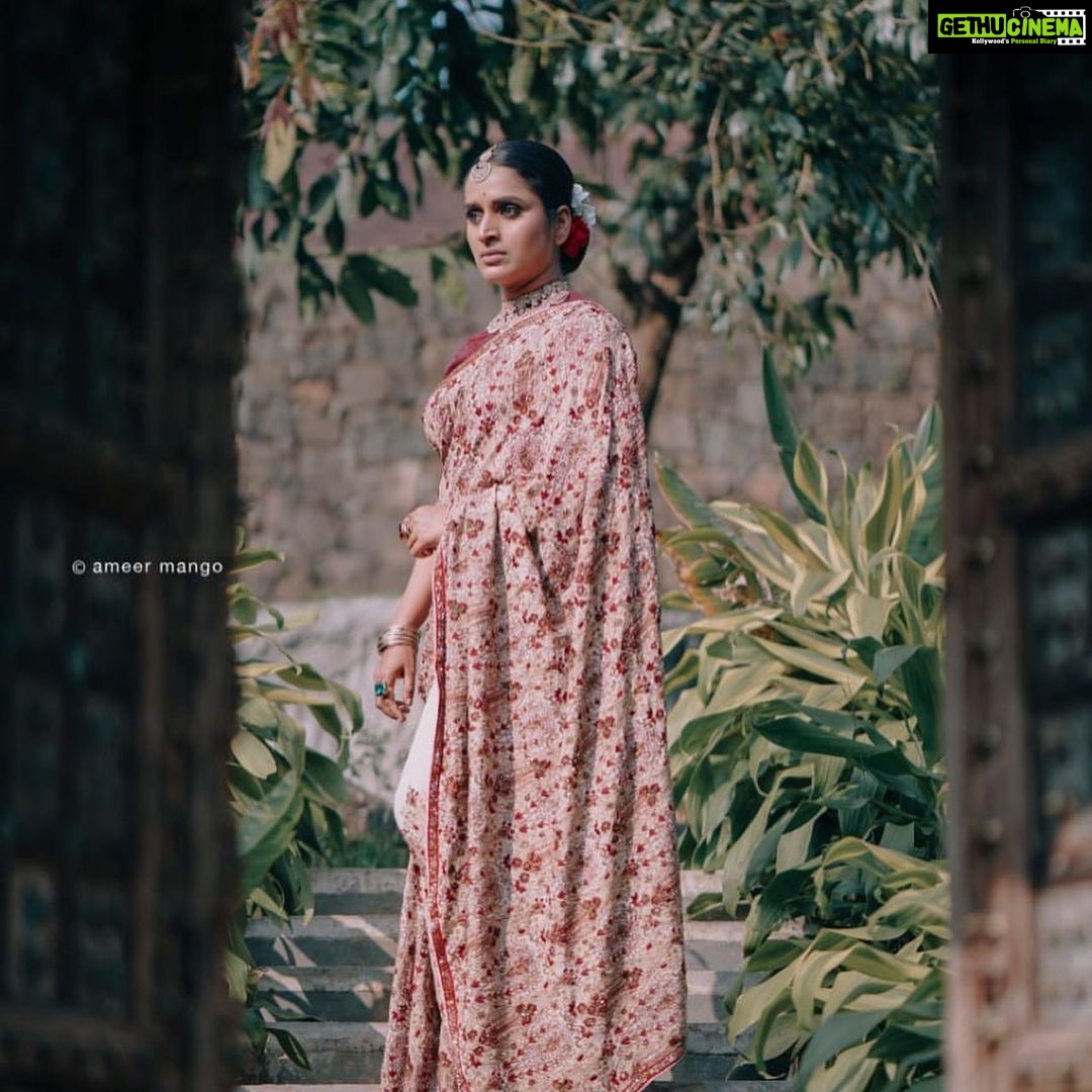 Surabhi Lakshmi Instagram - Desi Avatar. . . . People say don't take life too seriously but at times make seriousness your attire. π²πππππ @ameer_mango π²πππππ ππππππππ @arjunsreehari πΌπππππ @amal_ajithkumar πππππ @silk_mandir π±πππππ @tashidesignerstudio πΉππ ππππππ’ @amour_jewellery_collections πππππππ ππππππ ππ @arambresorts πππ πππ ππππ£πππ ππππππππ Aramb Boutique Resort