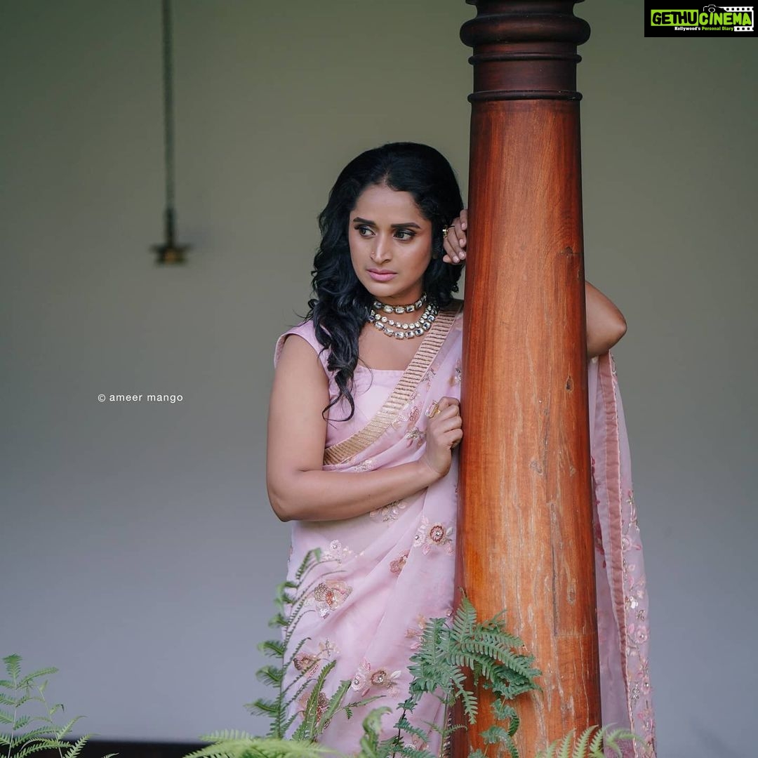 Surabhi Lakshmi Instagram - ππ ππππ ππππ πππ ππ π ππππ ππ ππππππ’,πππ ππππβπ ππππππ’ πππππππ π²πππππ @ameer_mango π²πππππ ππππππππ @arjunsreehari πΌπππππ @amal_ajithkumar πππππ @silk_mandir π±πππππ @tashidesignerstudio πΉππ ππππππ’ @amour_jewellery_collections πππππππ ππππππ ππ @arambresorts πππ πππ ππππ£πππ ππππππππ Aramb Boutique Resort