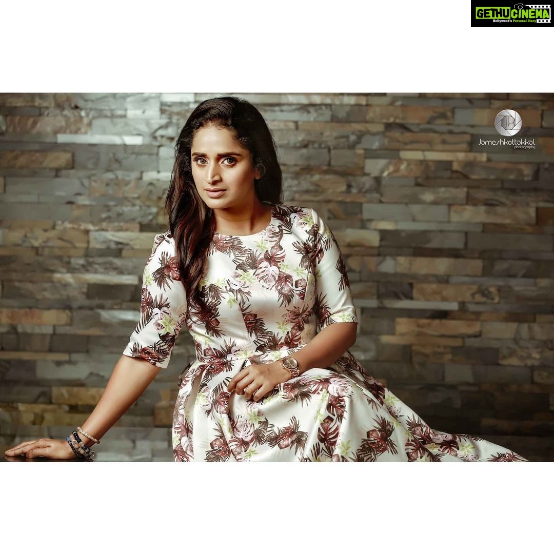 Surabhi Lakshmi Instagram - Publication: Star and style Photo: @jameshkottakkal Makeup and hair styling: @amal_ajithkumar Outfit by: @ec_essentialchanges boutique,palarivattam,Kochi(Floral frock and floral saree) Location: @kpmtripenta_calicut Photo editing: @ Vinos madavan For watch Photo shoot videos Click the link below Part 1 https://youtu.be/PBcPXtdFjU8 Part 2 https://youtu.be/3l_VMfU0F6A KPM Tripenta