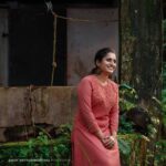 Surabhi Lakshmi Instagram - Click: @arun_payyadimeethal Makeup & Styling: @amal_ajithkumar Costume: @alankaraboutique Calicut, India