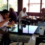 Surabhi Lakshmi Instagram - മനസിന്റെ സന്തോം ഷോം, സമാധാനോം ഒക്കപ്പാടെ'' .... ന്താണ് ബാബേട്ടാ