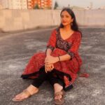 Surabhi Santosh Instagram - Live what you love ❤️✨ Outfit: @shaleenaboutique #sunsetclicks #mygoldenhour #meandmysun