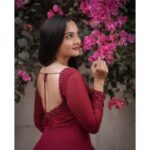 Surabhi Santosh Instagram - Just as the blood moon blushes in ripe summer love. My heart bursts with yours❣️ Gown by @saanskari Camera @wevaphotography