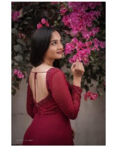 Surabhi Santosh Instagram - Just as the blood moon blushes in ripe summer love. 
My heart bursts with yours❣️
Gown by @saanskari 
Camera @wevaphotography