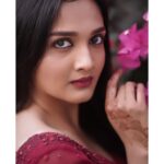 Surabhi Santosh Instagram - Like wildflower, grow where people least expect it♥️ @wevaphotography @saanskari