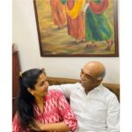 Surabhi Santosh Instagram - Home quarantined with this happy couple, so decided on an impromptu anniversary shoot😁 At this day and age, for millennials like me, who are beginning to understand the complexities of relationships other than familial bond, this is nothing less than an achievement. Something to aspire to and learn from. #32years of togetherness is no small feat. Someone should hand out awards to couples like these! Happy anniversary to my universe on earth☺️🥰