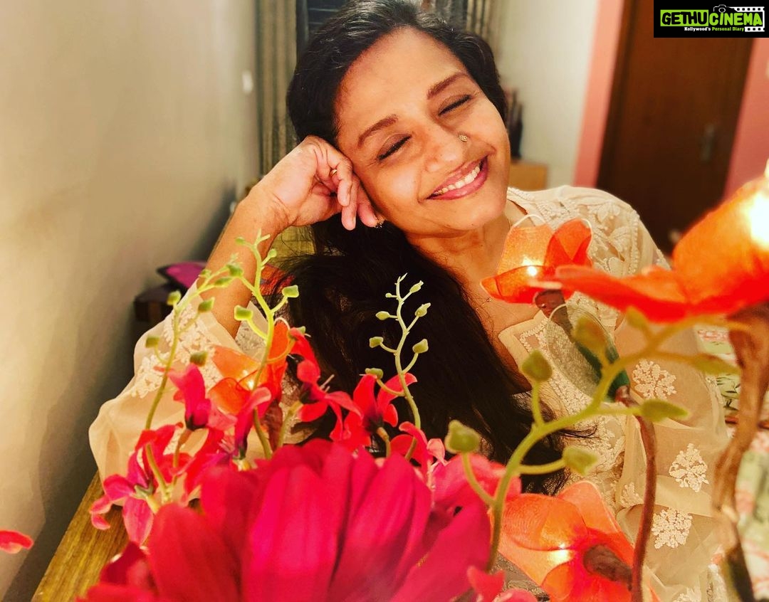 Surabhi Santosh Instagram - Happy Mother’s Day my cute Mamma Bear 😘♥️ #MothersDay2020