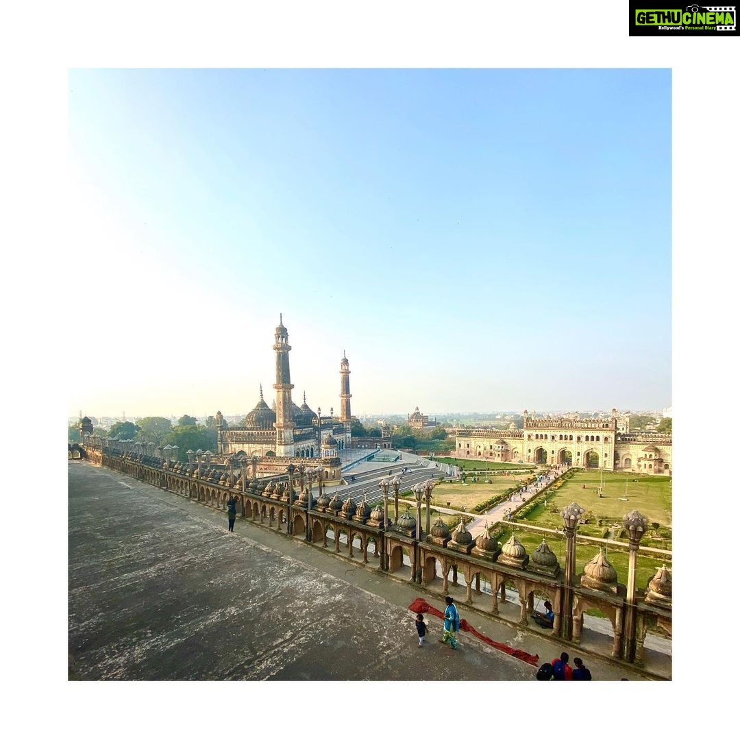 Surabhi Santosh Instagram - Ah! #India I tell you, so much to seeš„° . . . #TravelStories #incredibleindia #Lucknow #Architecture #Hertiage #Inspiring #shotoniphone11 Bara Imambara