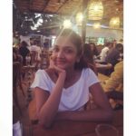 Surabhi Santosh Instagram - #tannedandtraveled 💕