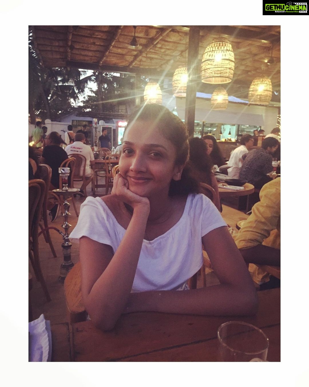 Surabhi Santosh Instagram - #tannedandtraveled 💕