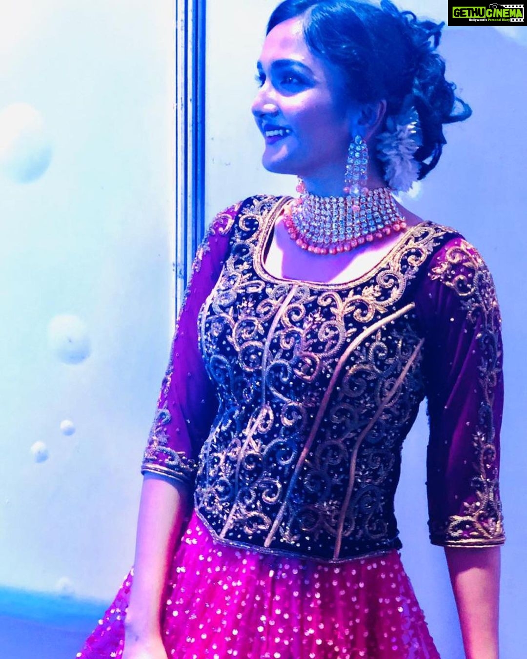 Surabhi Santosh Instagram - For #MalayalaManorama fest @ #Thrissur ❤️ #dancelikeyourlifedependsonit @bijudhwanitarang Thank you etta for the clicks and the kick ass choreo! More pics coming soon😁