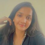 Surabhi Santosh Instagram - My life ❤️ #Thisandthat #balance #mypassionandprofession #lawyer #ladyadvocate #legalpractice