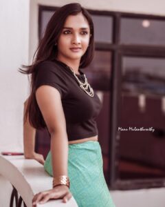 Surabhi Santosh Instagram - Success is liking yourself, liking what you do, and liking how you do it🖤 #findingmysuccess #mykindasuccess #thesuccessiwant #blackseries Photography and editing: @manumulanthuruthyphotography