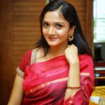 Surabhi Santosh Instagram – 💕