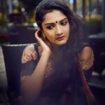 Surabhi Santosh Instagram - A girl should be two things #classy and #fabulous 💫💫 #sareelove #embellished #Black #myfavoritecolor