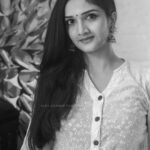 Surabhi Santosh Instagram - @aln_george_photography 💕 #kinavalli #audiolauch