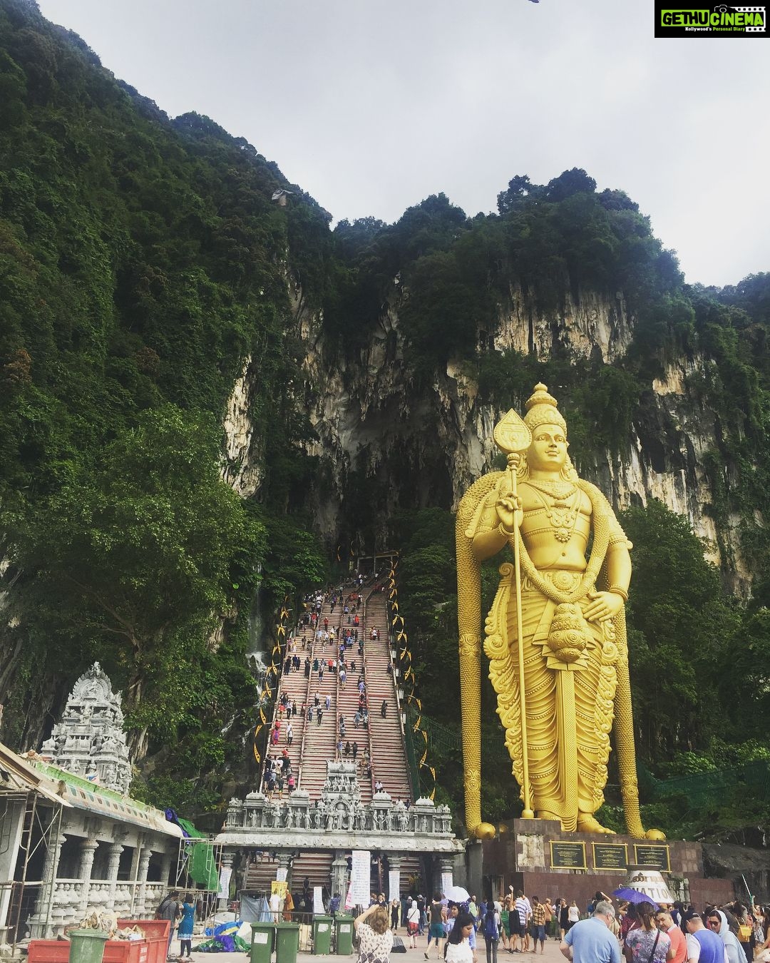 Surabhi Santosh Instagram - Nestled between gigantic caves, away from Kuala Lumpur city, is one of THE MOST beautiful temples I have seen! #Throwback #malaysiantraveldiaries #hinduism #spirituality #temples Batu Caves Temple
