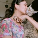 Surabhi Santosh Instagram - I can do only one take before my cat rips my face out lol #MySilverBaby #MyKitty #CatLove #thereasonwhy #LoverHer